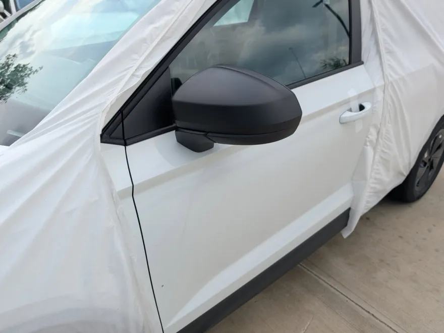 2025 Volkswagen Taos S photo 1