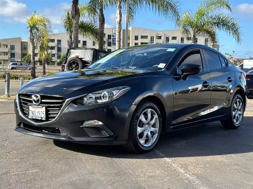 2016 Mazda Mazda3 i Sport photo 1
