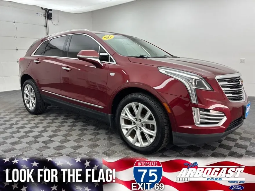 2017 Cadillac XT5 Luxury photo 1