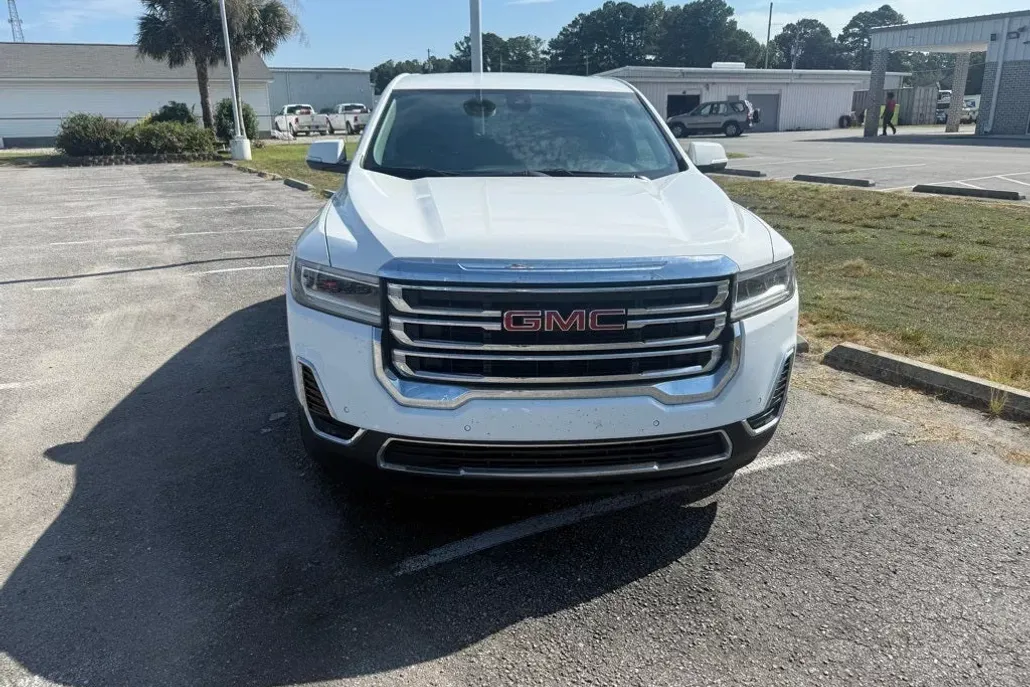2023 Gmc Acadia SLE photo 1