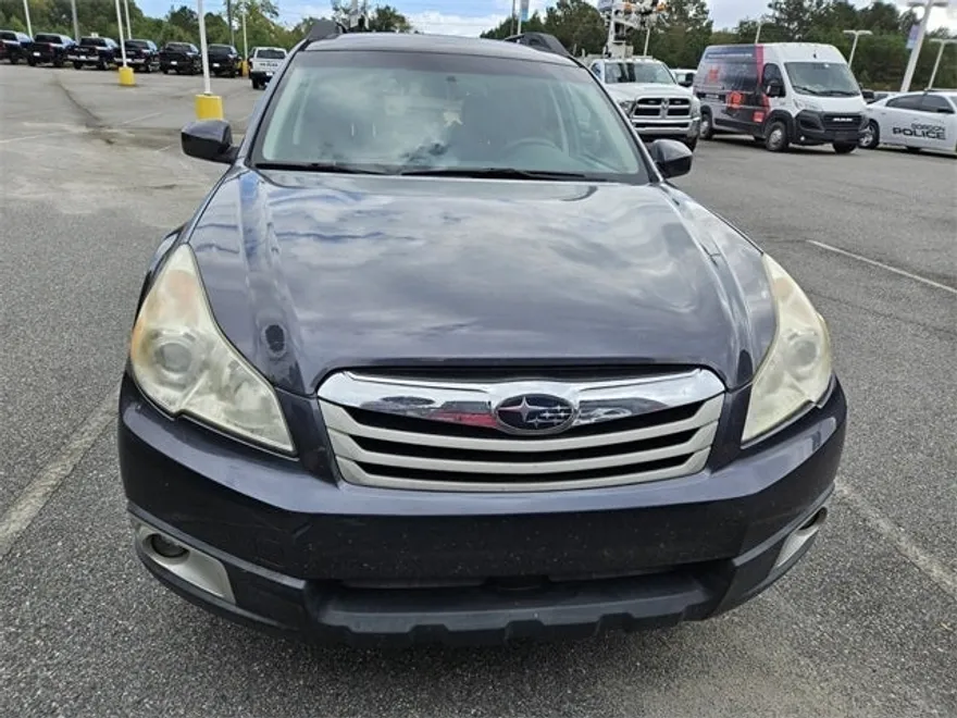 2012 Subaru Outback 2.5i Premium photo 1