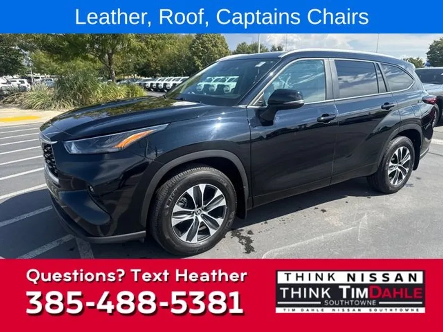 2024 Toyota Highlander XLE photo 1