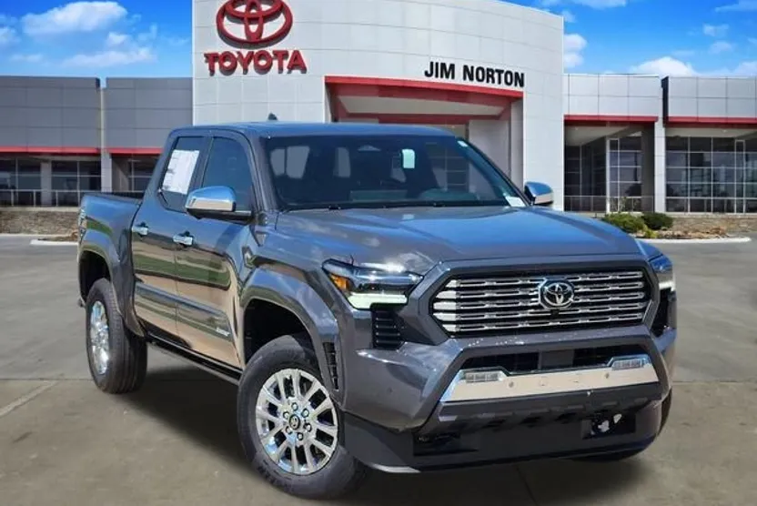 2025 Toyota Tacoma Limited Double Cab photo 1