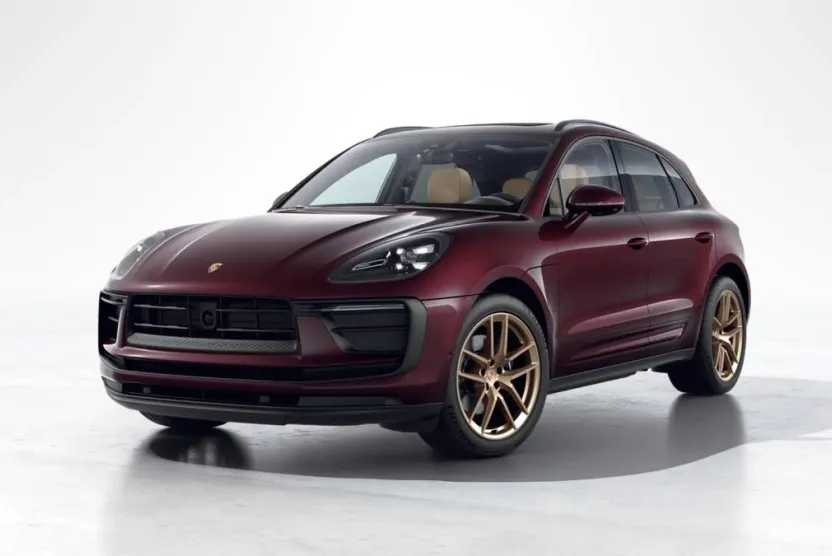 2026 Porsche Macan T photo 1