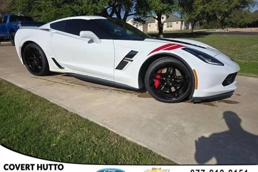 2017 Chevrolet Corvette Grand Sport 2LT photo 1