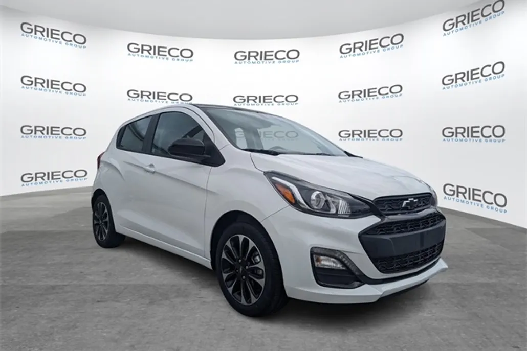 2022 Chevrolet Spark 1LT photo 1