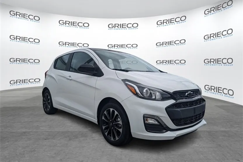 2022 Chevrolet Spark 1LT photo 1