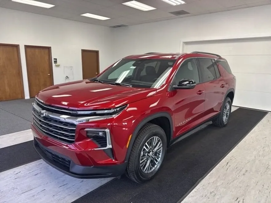 2026 Chevrolet Traverse photo 1