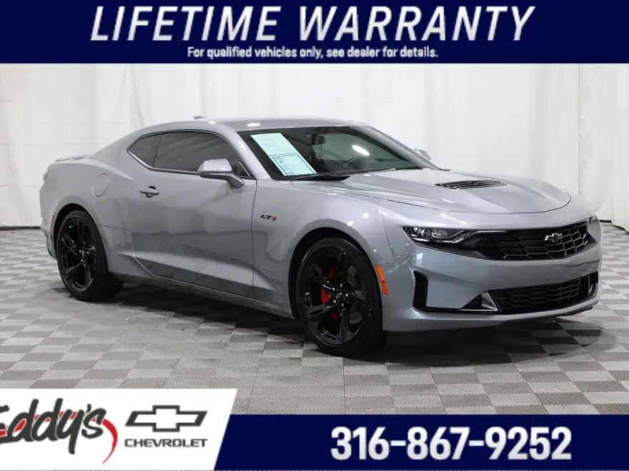 2024 Chevrolet Camaro LT1 photo 1