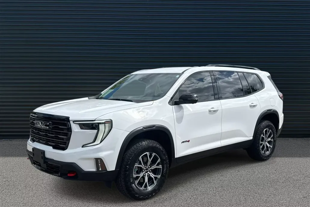 2024 Gmc Acadia AT4 photo 1