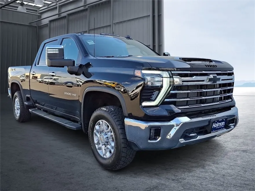 2024 Chevrolet Silverado 3500HD LTZ photo 1