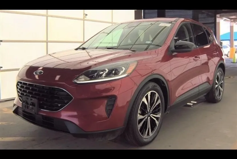 2021 Ford Escape SE photo 1