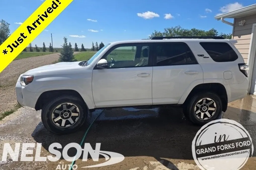 2023 Toyota 4Runner TRD Premium photo 1