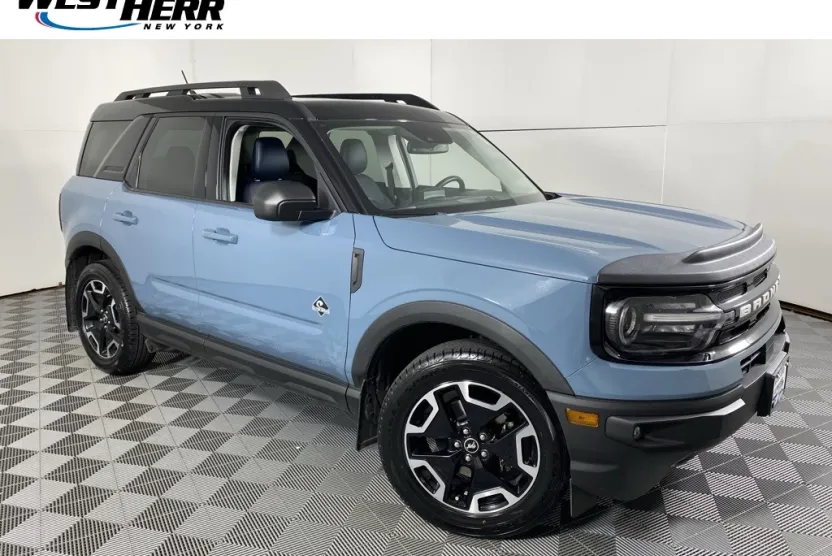 2022 Ford Bronco Sport Outer Banks photo 1