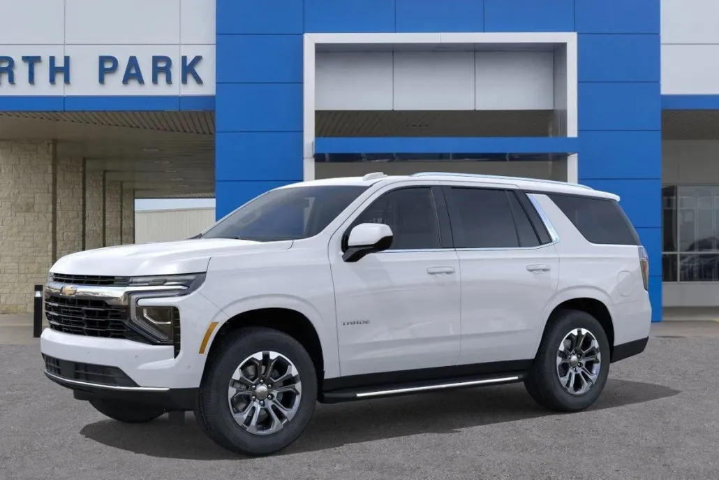 2025 Chevrolet Tahoe LS photo 1