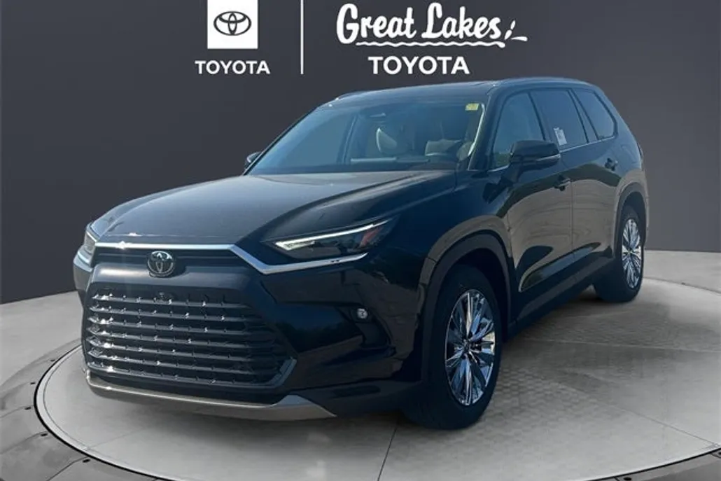 2026 Toyota Grand Highlander Platinum photo 1