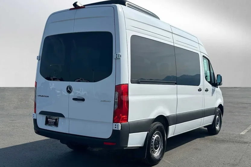 2024 Mercedes Benz Sprinter Passenger Van 2500 photo 1