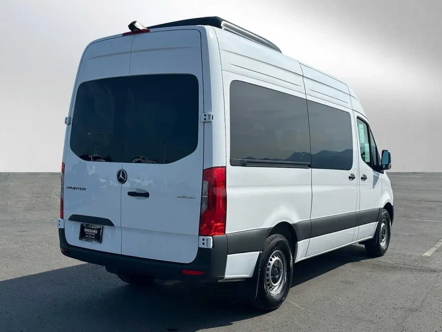 2024 Mercedes Benz Sprinter Passenger Van 2500 photo 1
