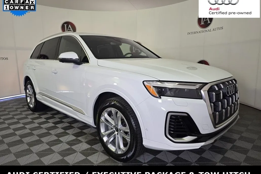 2025 Audi Q7 55 Premium Plus photo 1