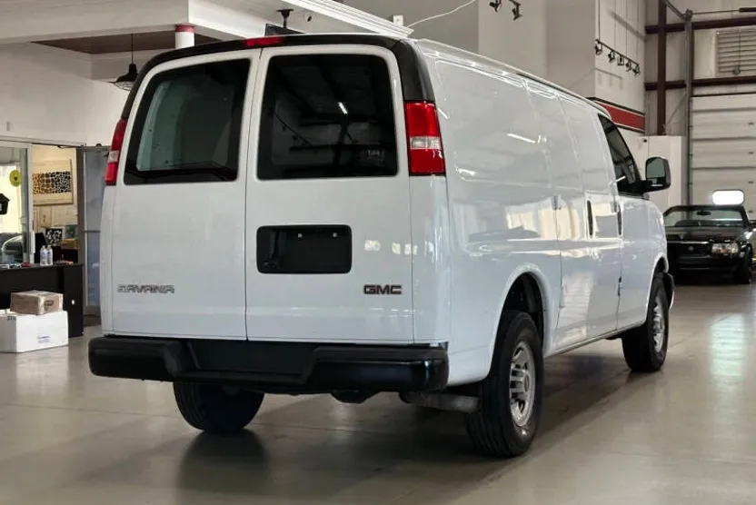 2023 Gmc Savana 2500 Cargo photo 1