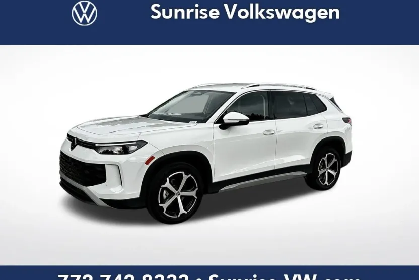 2025 Volkswagen Tiguan SE photo 1