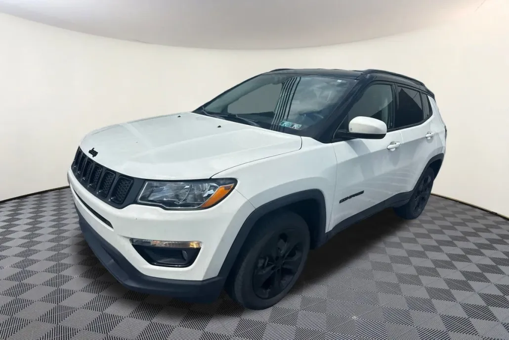 2019 Jeep Compass Latitude photo 1