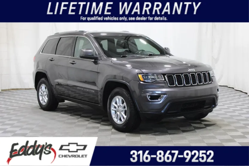 2019 Jeep Grand Cherokee Laredo E photo 1