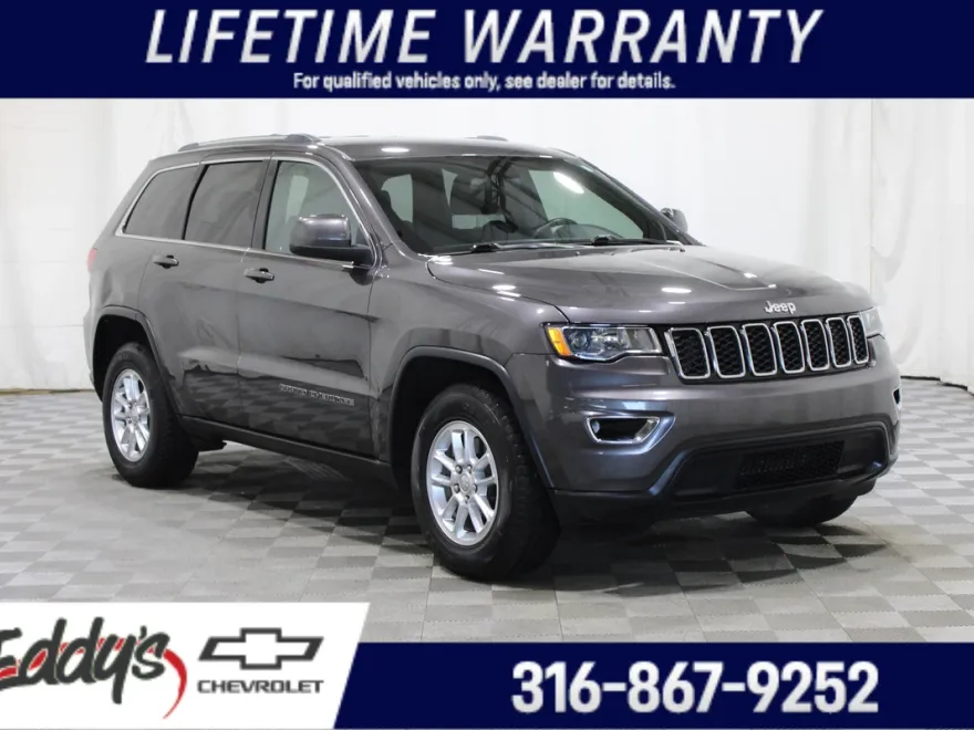 2019 Jeep Grand Cherokee Laredo E photo 1