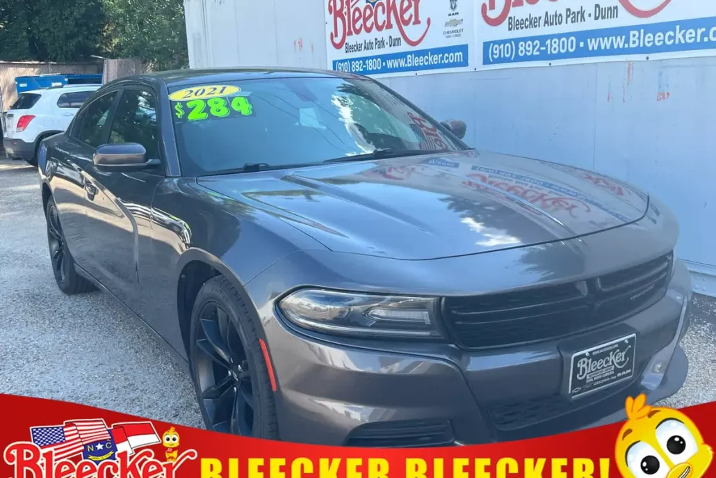 2021 Dodge Charger SXT photo 1