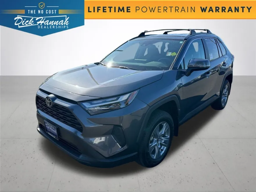 2025 Toyota RAV4 Hybrid XLE photo 1
