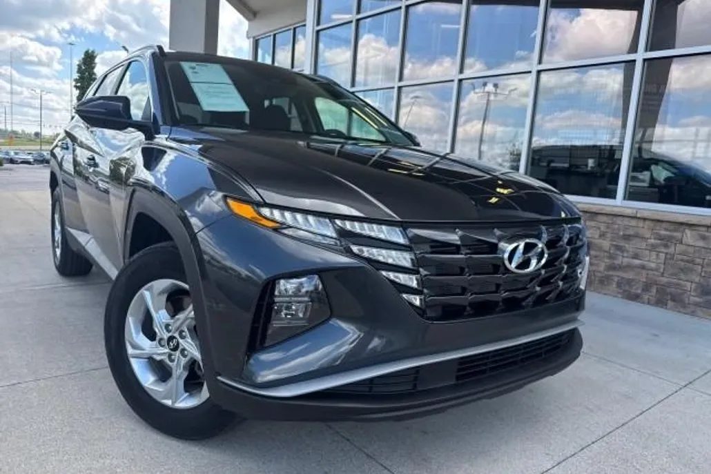 2022 Hyundai Tucson SEL photo 1