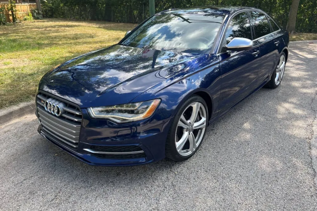 2013 Audi S6 photo 1