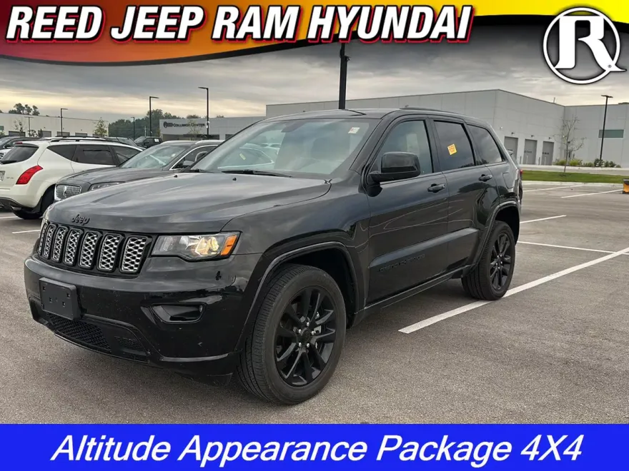 2021 Jeep Grand Cherokee Laredo X photo 1
