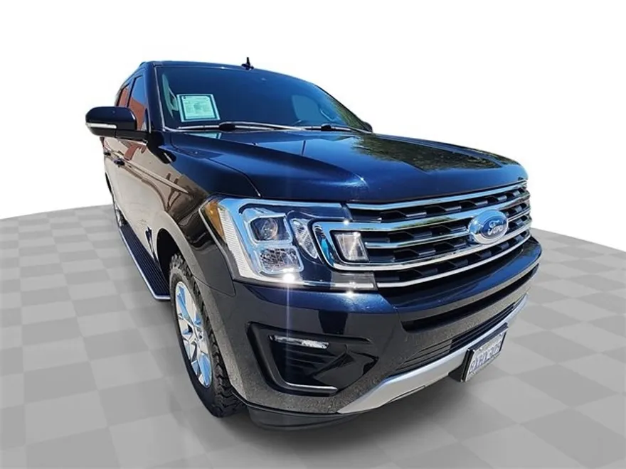 2021 Ford Expedition XLT photo 1