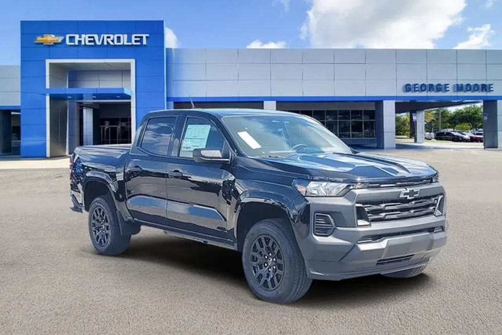 2026 Chevrolet Colorado Work Truck photo 1