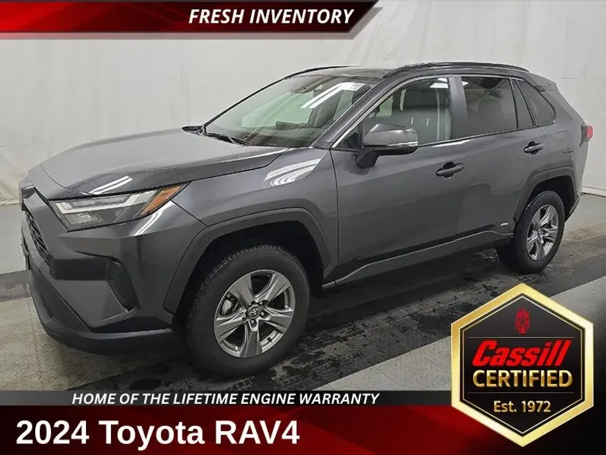 2024 Toyota RAV4 Hybrid XLE photo 1
