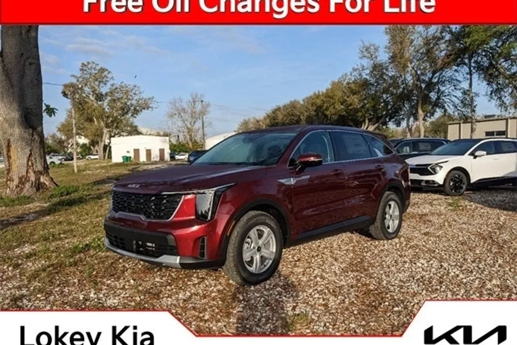 2025 Kia Sorento LX photo 1
