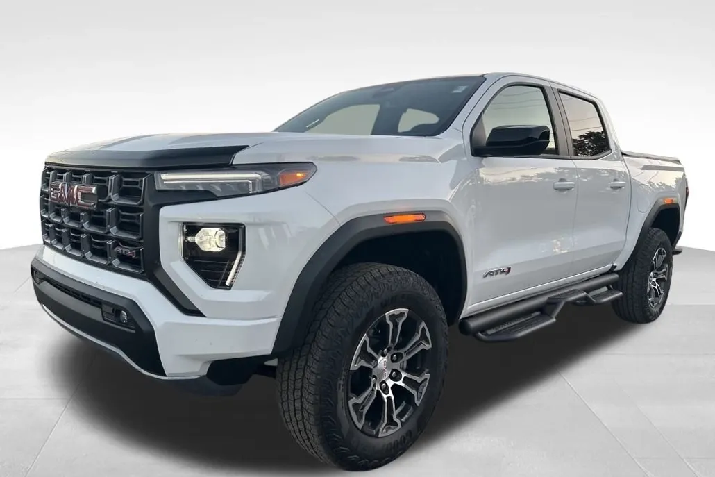 2025 Gmc Canyon AT4 photo 1