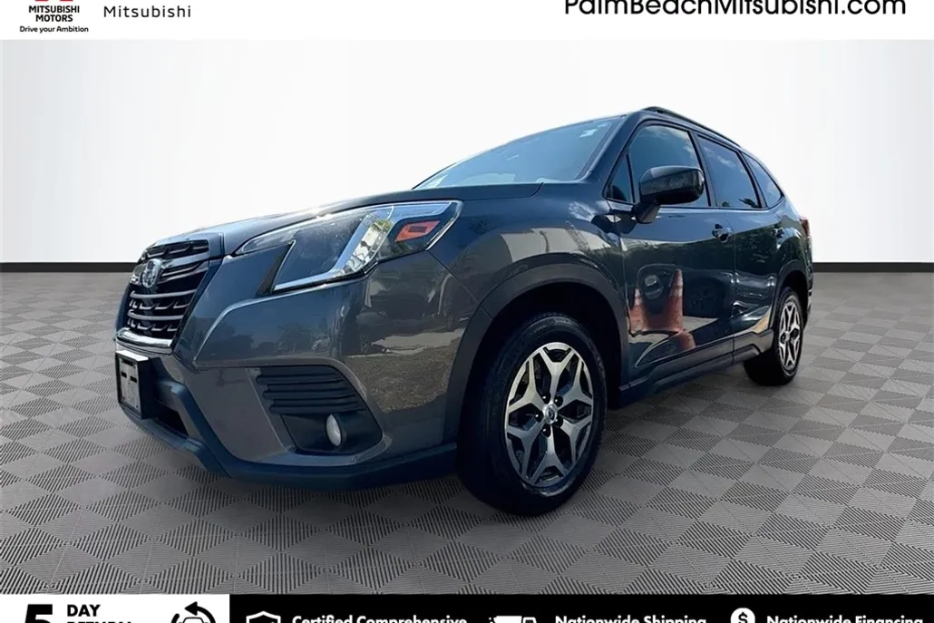 2022 Subaru Forester Premium photo 1