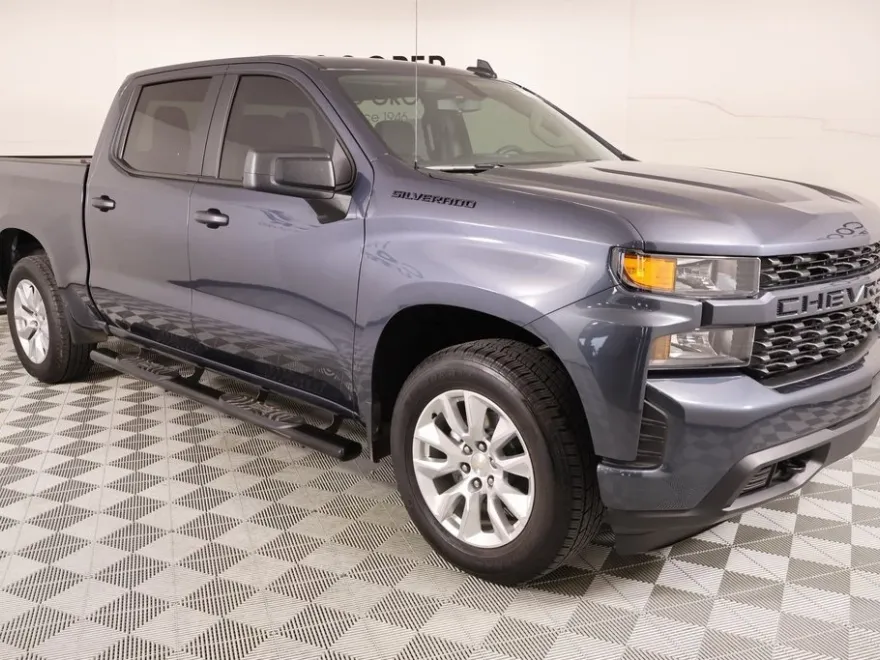 2021 Chevrolet Silverado 1500 Custom photo 1