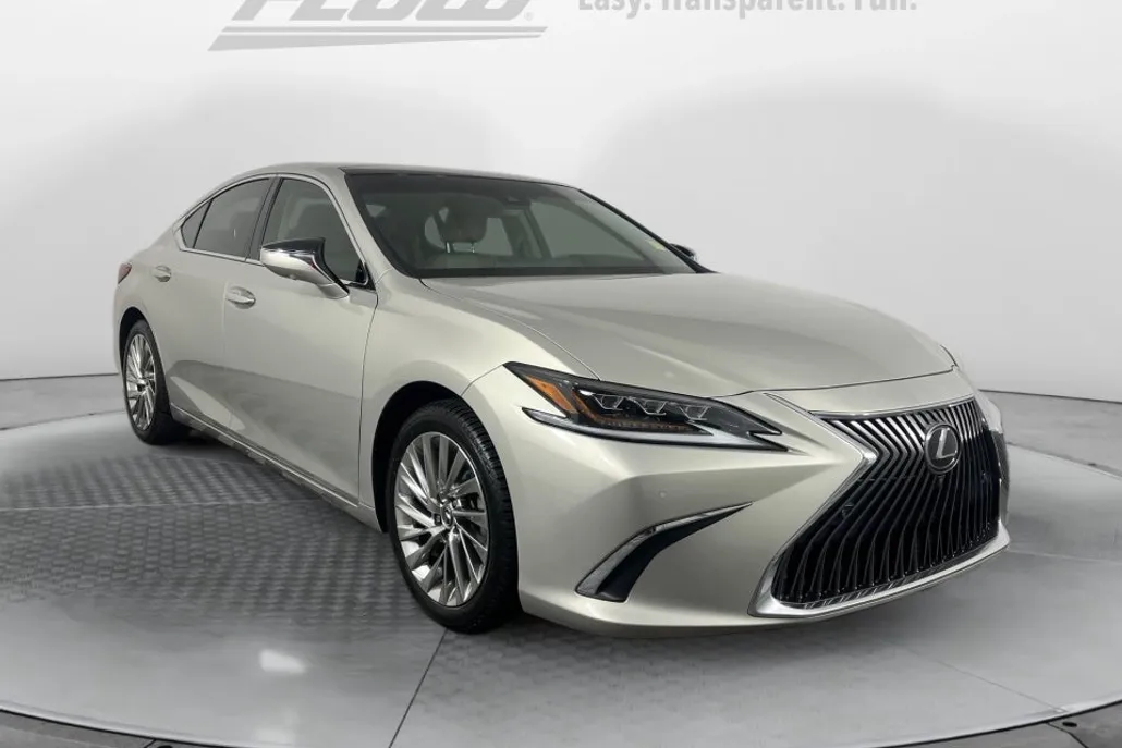 2019 Lexus ES 350 Ultra Luxury photo 1