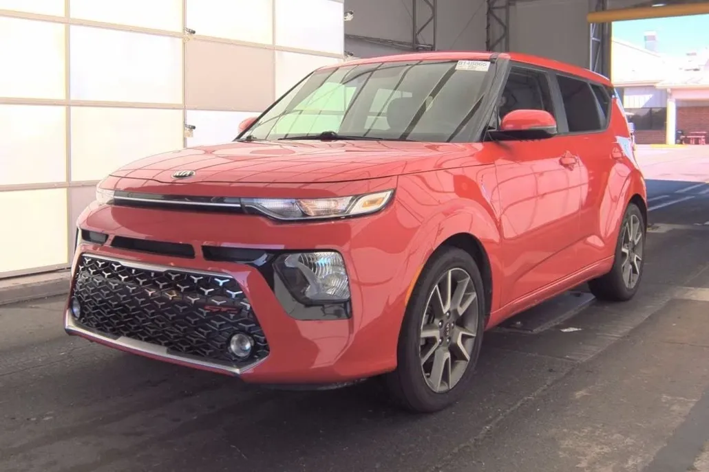 2020 Kia Soul GT-Line photo 1