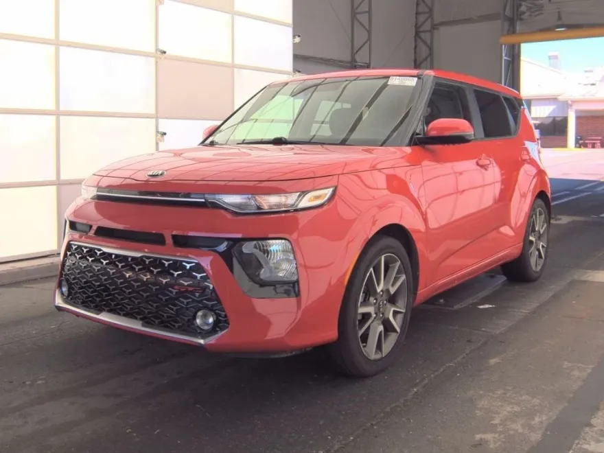 2020 Kia Soul GT-Line photo 1