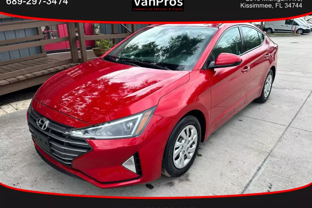 2020 Hyundai Elantra SE photo 1