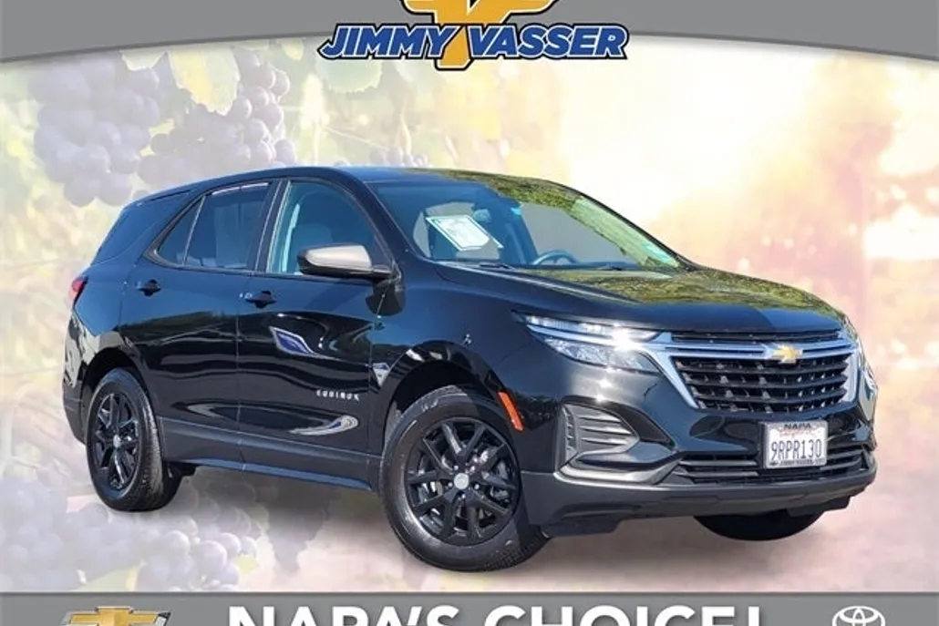 2024 Chevrolet Equinox LS photo 1