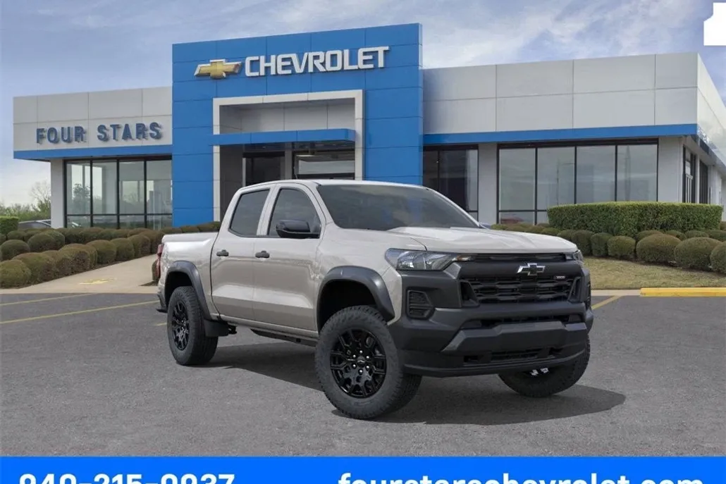 2026 Chevrolet Colorado Trail Boss photo 1