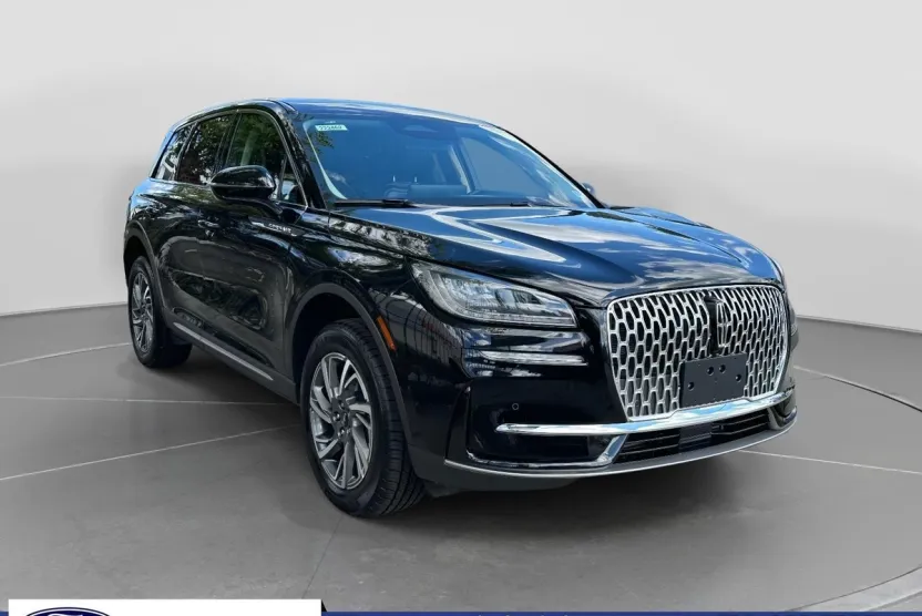 2025 Lincoln Corsair Premiere photo 1