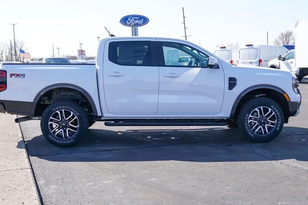 2024 Ford Ranger Lariat photo 1