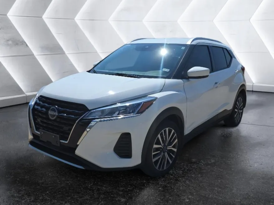 2024 Nissan Kicks SV photo 1