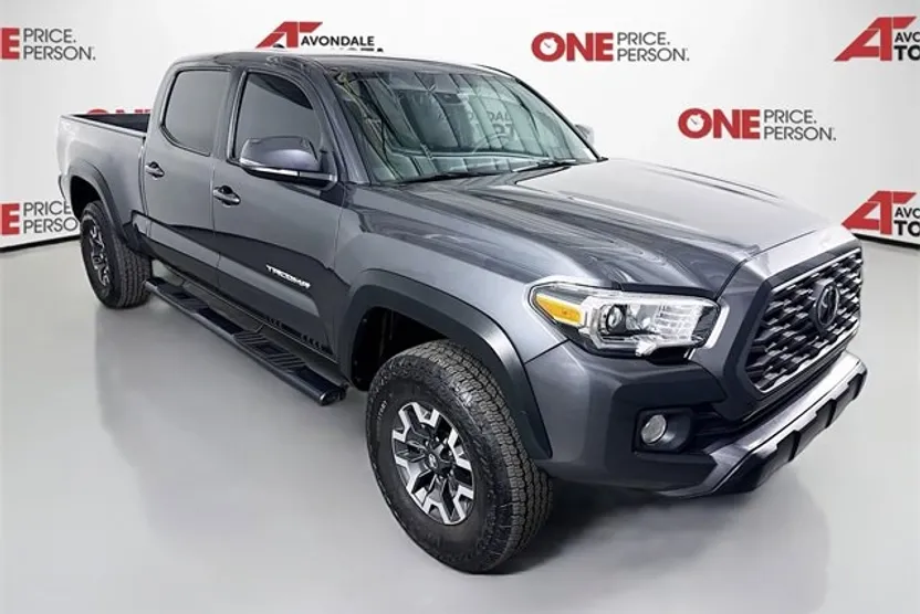 2023 Toyota Tacoma TRD V6 photo 1